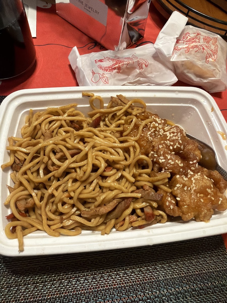 Wing Wong Kitchen Photos 2